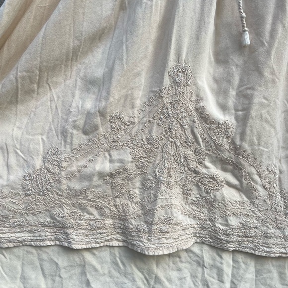 Solitaire Elegant Bohemian Women's Tunic - Picture 6 of 6